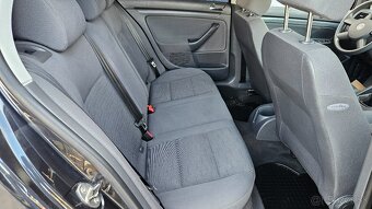 Volkswagen Golf 1.6 FSI Comfortline - 13