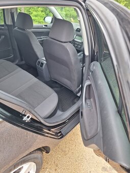 VW Golf 5 1,4 16V - 13