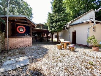 Na prenájom obchodný priestor s terasou v centre mesta NZ - 13