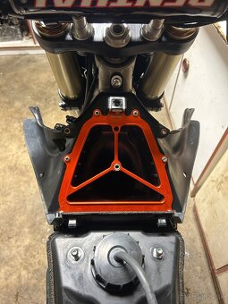 yamaha yzf250 2023 - 13