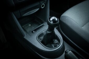 VOLKSWAGEN CADDY Maxi 1.6 TDI 75kW M5 2011 - 13