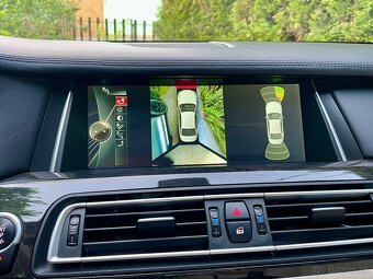 BMW 750d xDrive M-packet - 13