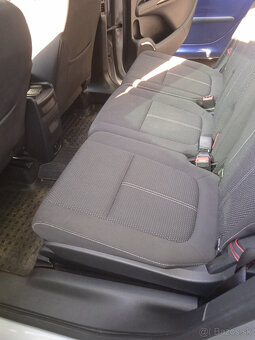 Opel zafira tourer - 13