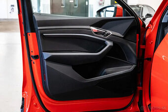 Audi E-TRON 50 QUATTRO s odp.DPH v záruke do 6.5.2027 - 13