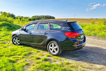 OPEL ASTRA SPORT TOURER 1.6 CDTI - 13