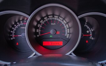 Kia Venga 1.4 CVVT 66kW M5 (SK pôvod) iba 83.000km - 13