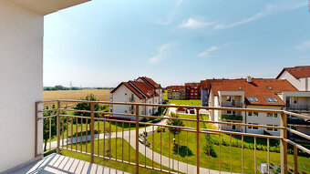 Polianky / B6412 / 2-izbový byt s loggiou - 13