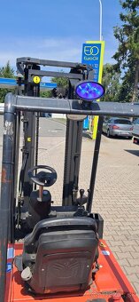 Elektrický vysokozdvižný vozík LINDE E15Z-02 – 1500 kg - 13