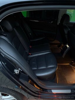 Superb II Elegance LIFTBACK - 13