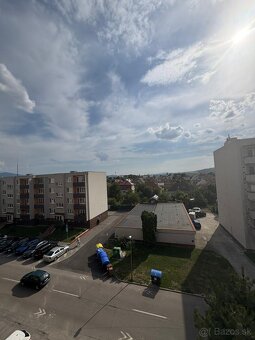 PREDAME 3IZBOVY BYT V TRENCINE S GARAZOU - 13