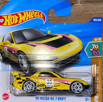 Hotwheels - 13