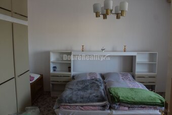 PREDAJ : Rodinný dom Zlaté Moravce - 13