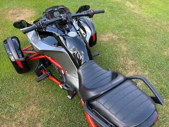 CAN AM SPYDER F3S - 13
