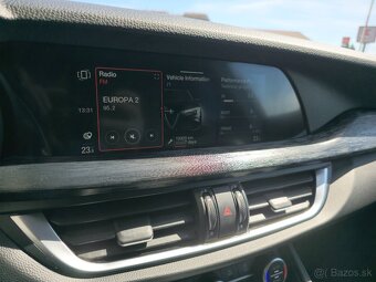 Alfa Romeo Stelvio 2.2 Q4 2020 - 13