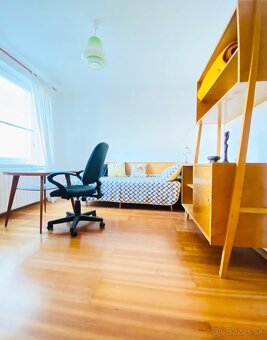 NA PRENÁJOM RODINNÝ DOM V LOKALITE TERASA - 13