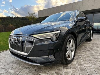 2020 Audi E tron 50 - 13