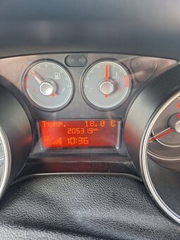 Predám Fiat Punto 1.4 57kW, 1/2015, benzin + LPG - 13