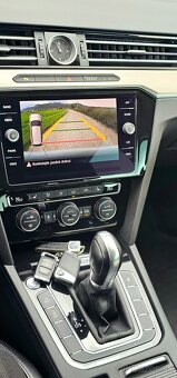 Volkswagen Passat Alltrack - 13