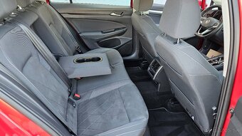Volkswagen Golf Variant 2.0 TDI LIFE DSG A7 - 13