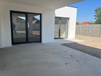 Rodinný dom Veľké Blahovo, novostavba - 13