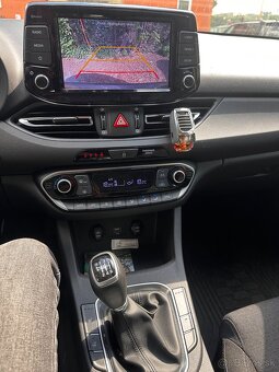 Hyundai i30 na predaj, 1,5 BENZIN+HEV, 117kW - 13