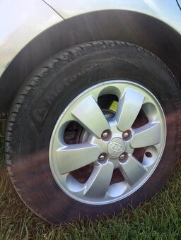 Kia Rio 1.4 - 13