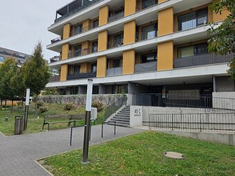 REZERVOVANÉ - PRENÁJOM 2-izbový apartmán NOVÝ RUŽINOV - 13