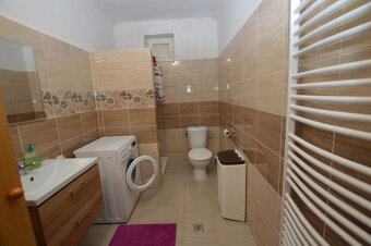 3izb RD, Pezinok, tichá ulička, časť Cajla, pozemok 6,4á, vš - 13
