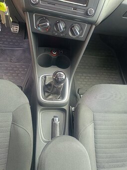 Predám VW polo 6R 2012 1.4 63kw - 13