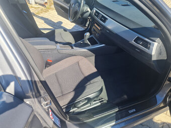 BMW Rad 3 Touring 2.0i, automat - 13