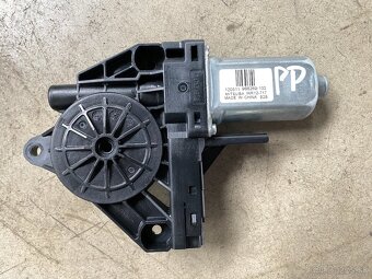 Rozpredam volvo xc60 I 2,4 d 2008-2016 motor D5244T17 - 13