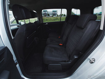 Volkswagen Touran 2.0 TDI Highline DSG EU6 - 13
