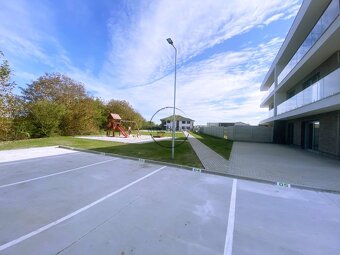 Trojizbový byt s terasou 27,46 m2 v meste Galanta - 13