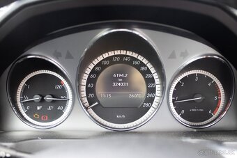 Mercedes-Benz C trieda Sedan 220 CDI (125 kW, r.v. 2010) - 13