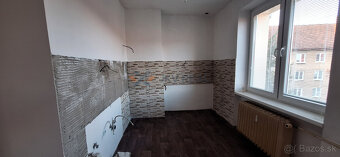 Na predaj 3 - izbový byt s balkónom - 70 m² v centre mesta H - 13