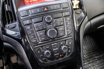Opel Astra Sport Tourer ST 1.4 Turbo Dynamic - 13