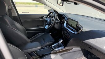 KIA Cee’d Sporty Wagon 1.6 CRDi 136k Platinum A/T - 13
