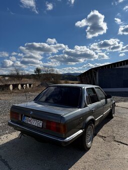 BMW e30 324d chromak - 13