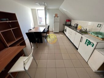 Rodinný dom / vila s veľkým pozemkom na predaj - Dunakiliti - 13