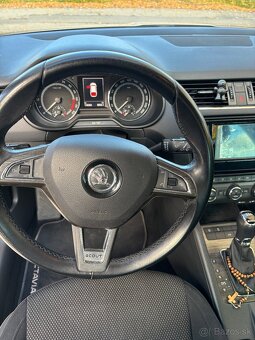 Škoda octavia combi scout - 13