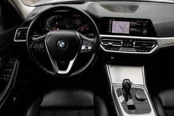 BMW 320i 2019 - 13