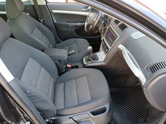 ŠKODA OCTAVIA SCOUT 4x4 2.0 TDI 103 kW CR - 13