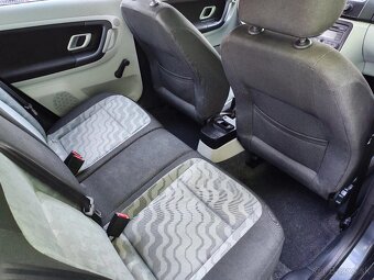 Škoda Fabia II 1.4 16V Benzin - 13