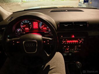 Predám Audi A4 B7 2.0 benzín,96kw - 13
