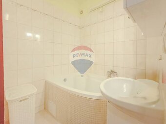 3 izbový byt s balkónom v obľúbenej lokalite na PREDAJ | GAL - 13