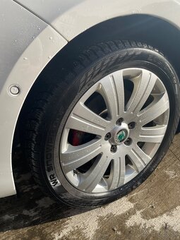 Skoda superb 2,0 tsi 147kw - 13