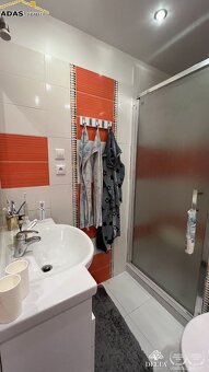 Ponúkame na predaj 4- izbový dvojgeneračný byt s balkónom. - 13