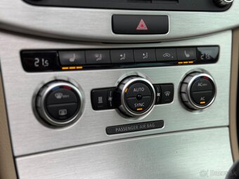 Volkswagen Passat Variant 2.0 TSI Highline - 13