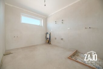 Priestranný rodinný dom v novovybudovanej lokalite Trenčíne - 13