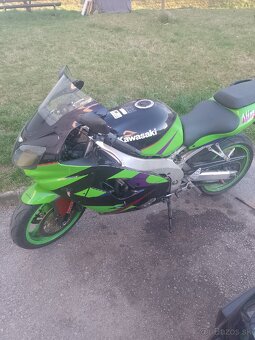 Kwaki ZX9R E2 2001. - 13